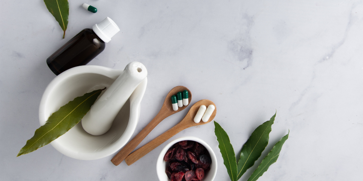 Natural vs. Modern Medicine: Which Works Best for Acidity?