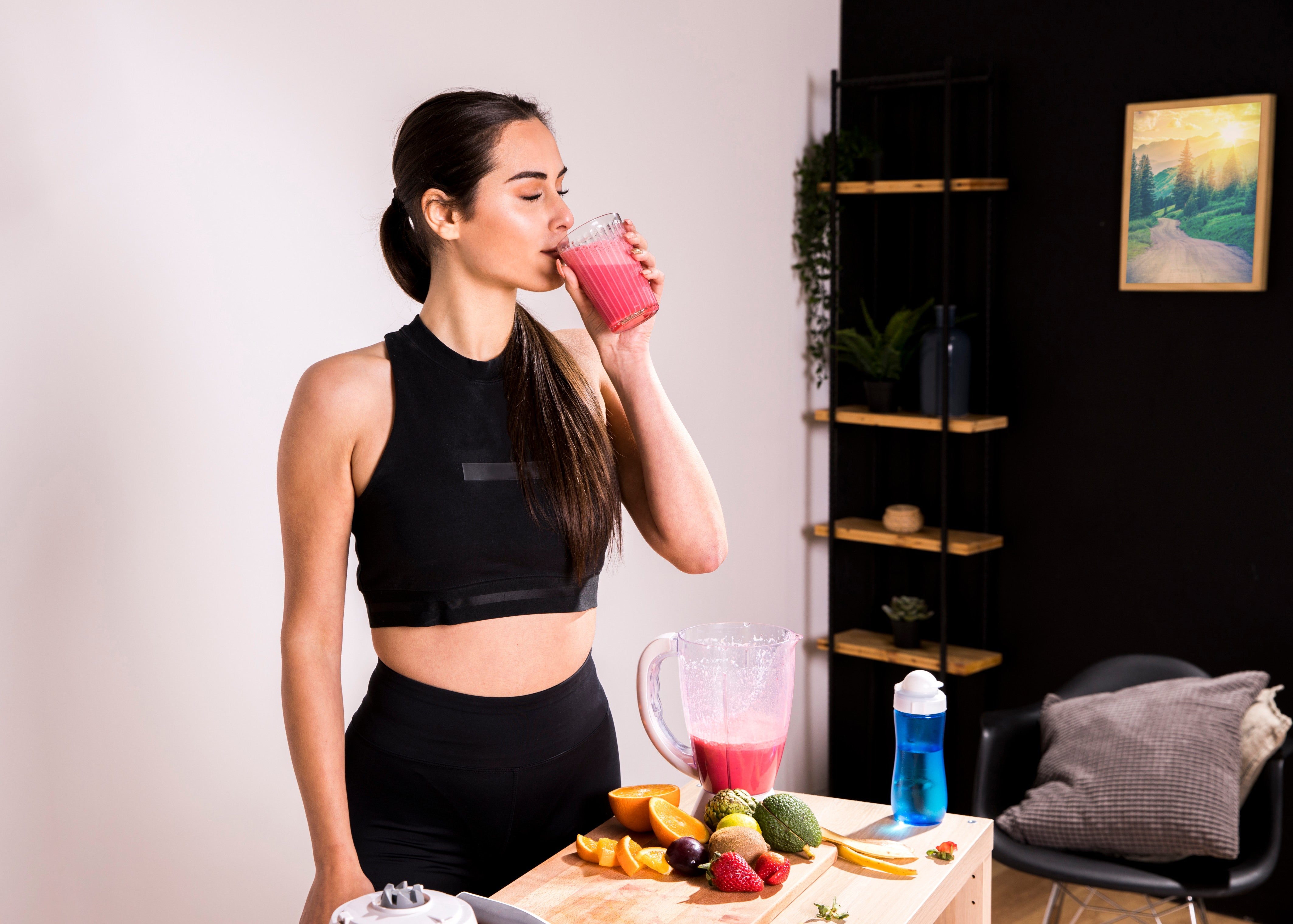 Whey Protein Powder for Women: Protein Needs for Hormonal and Muscle Health